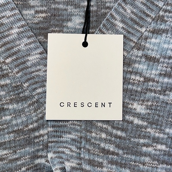 Crescent Jemmie Twist Front Sweater Top - Picture 9 of 11